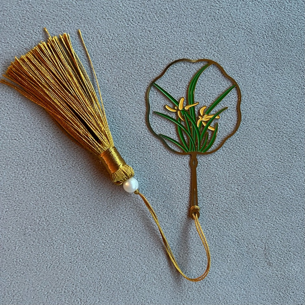 Bookmark ~ Yellow Flowers with Blades of Plant ~ 24K Gold Plated ~ Brand New!